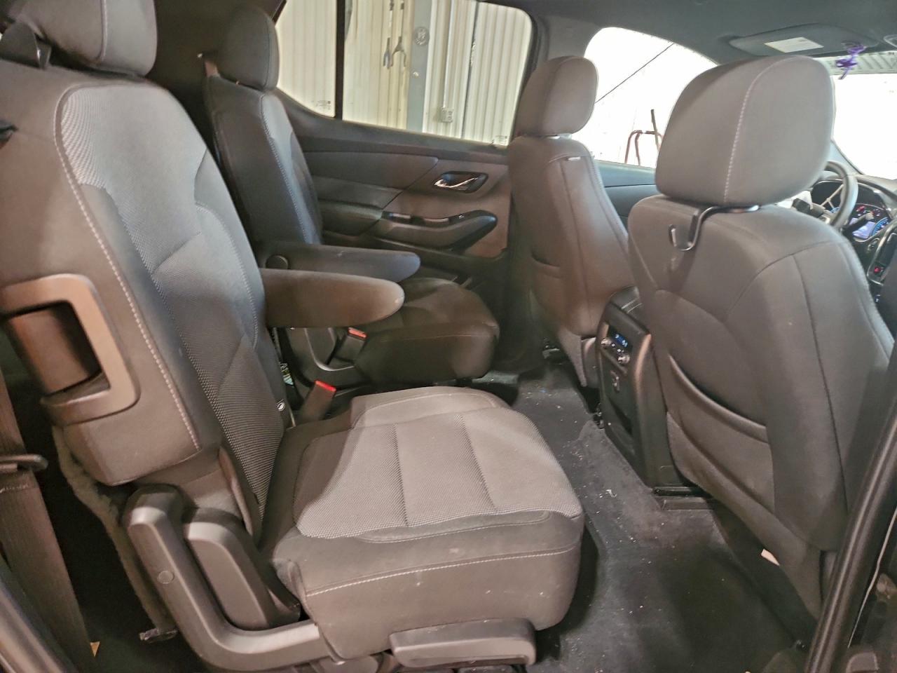 2023 CHEVROLET TRAVERSE LT photo 11