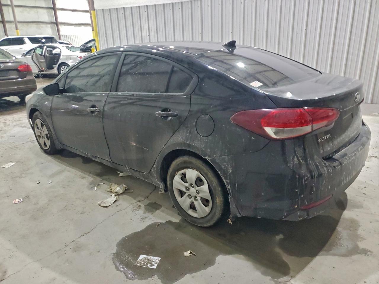 2018 KIA FORTE LX photo 2