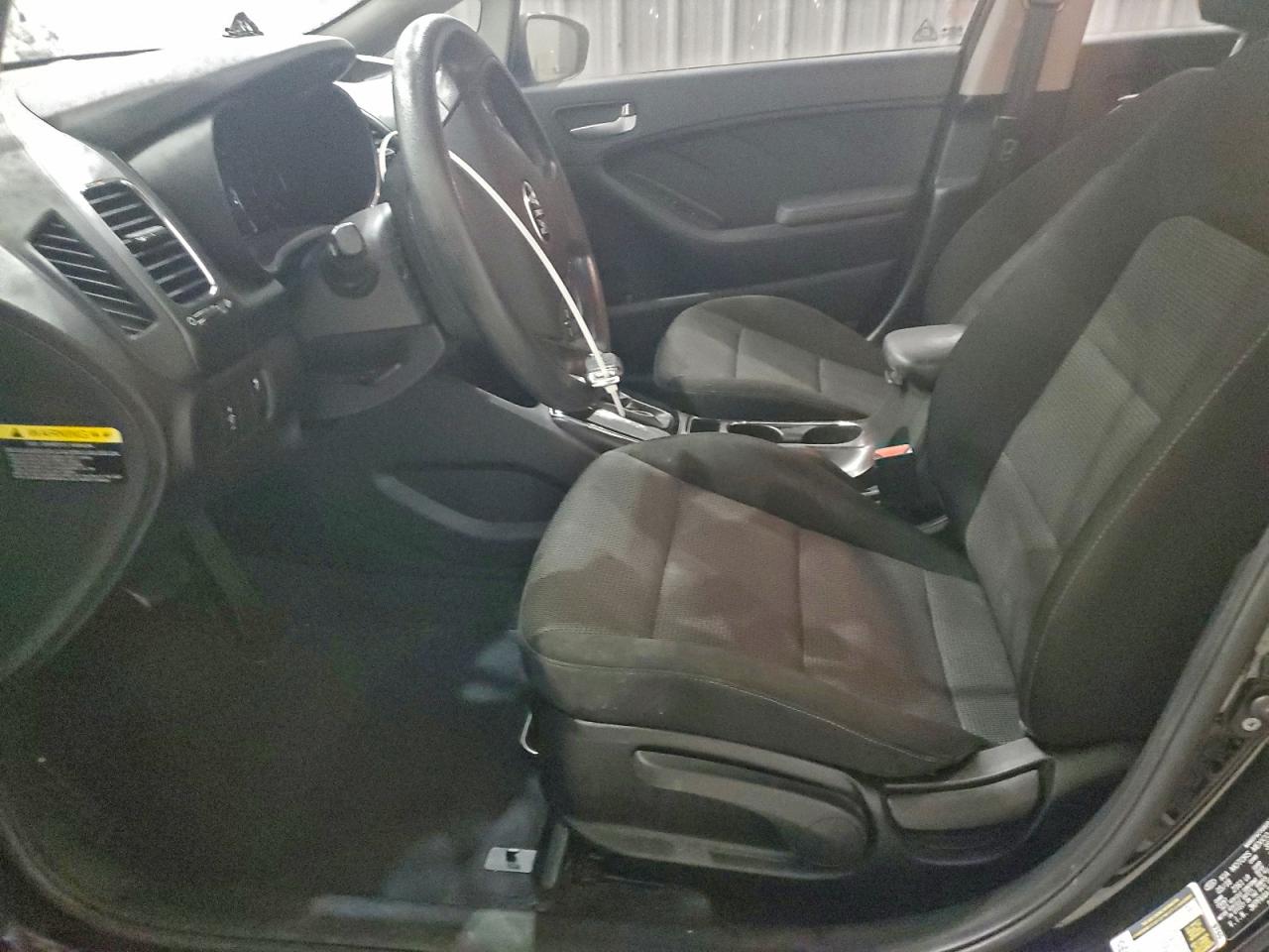 2018 KIA FORTE LX photo 7