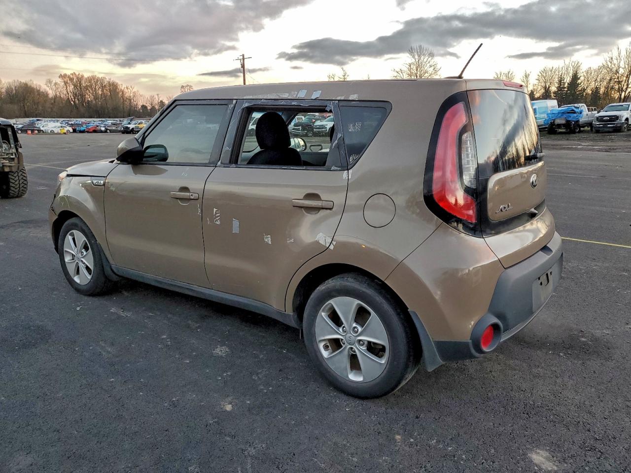 2015 KIA SOUL photo 2