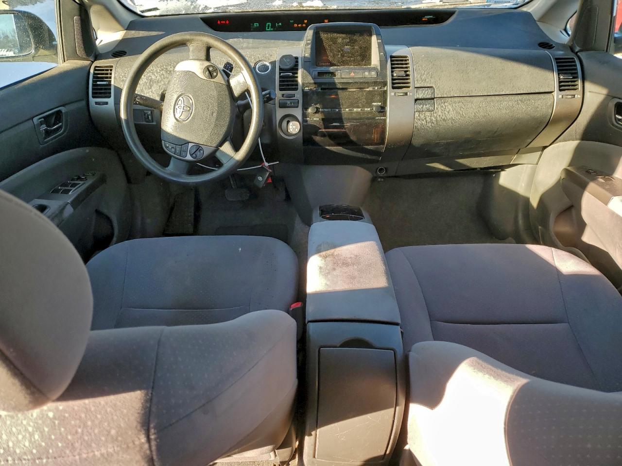 2009 TOYOTA PRIUS photo 8