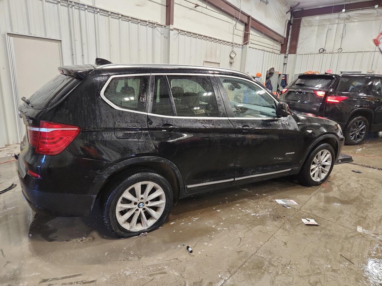 2012 BMW X3 XDRIVE28I photo 3