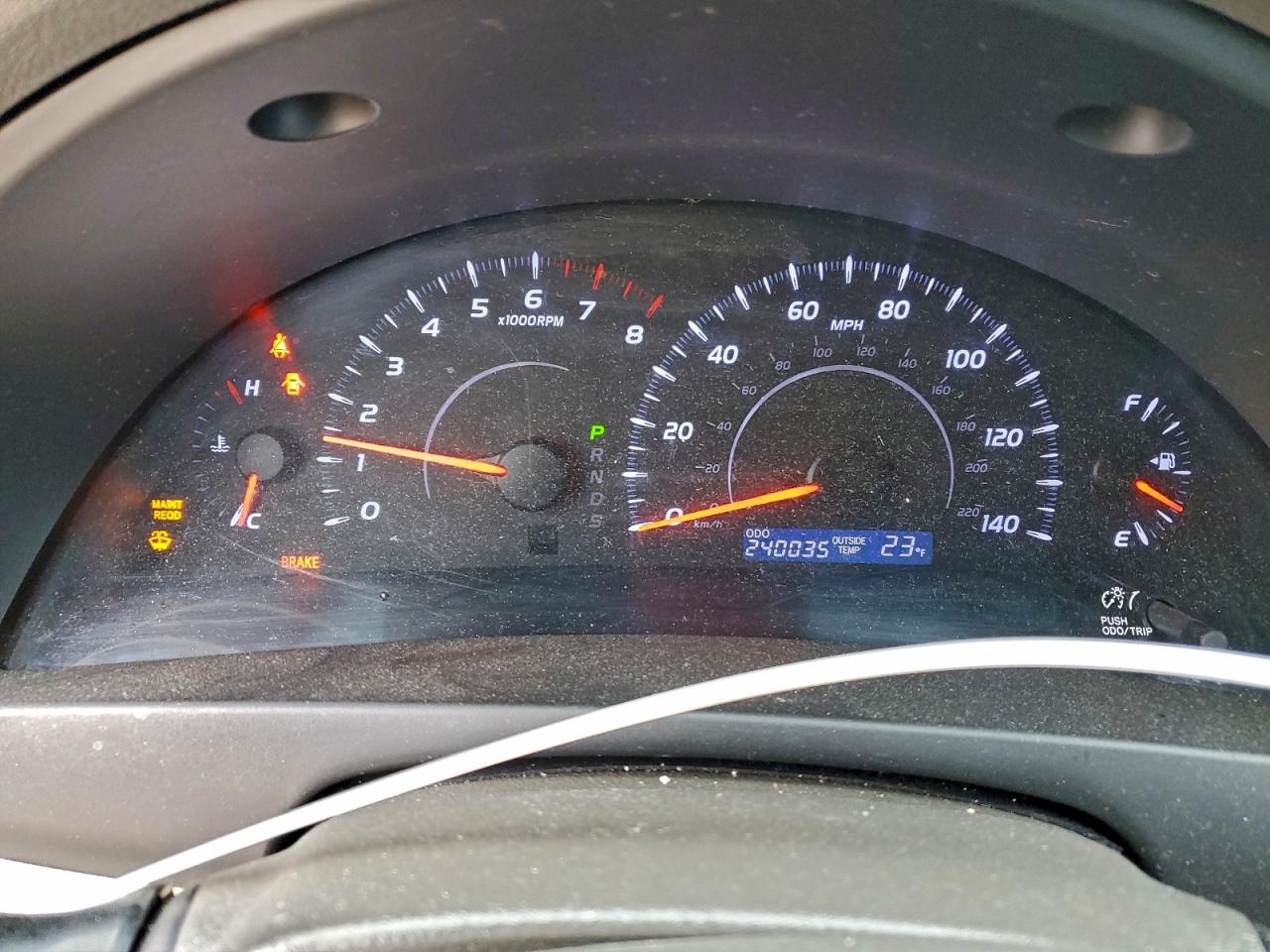 2011 TOYOTA CAMRY BASE photo 25