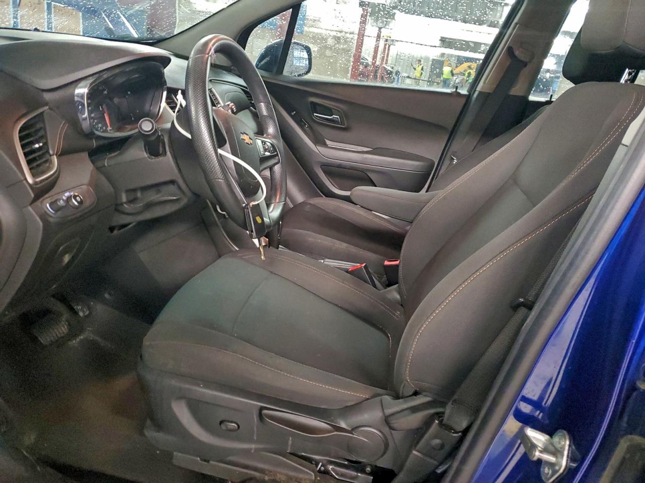 2017 CHEVROLET TRAX LS photo 7