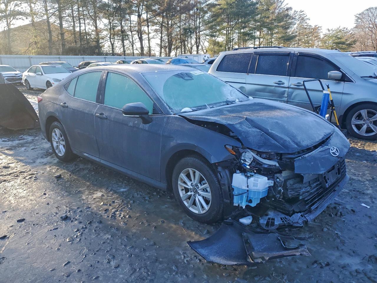 2025 TOYOTA CAMRY XSE photo 4