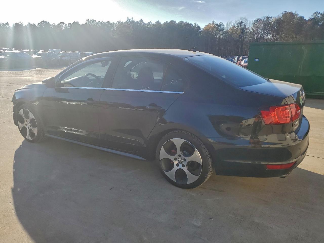 2013 VOLKSWAGEN JETTA GLI photo 2