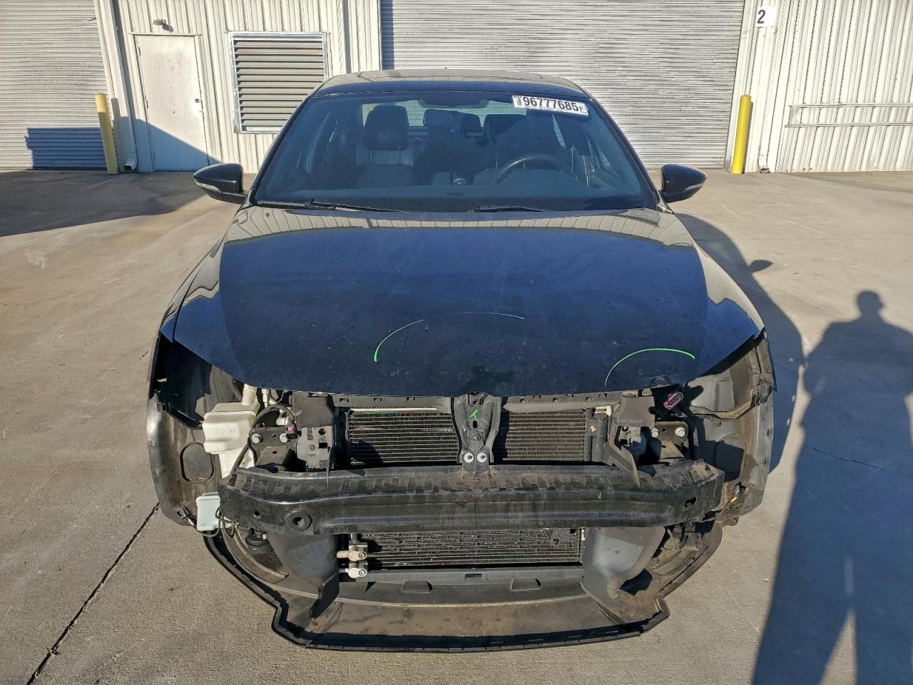2013 VOLKSWAGEN JETTA GLI photo 5