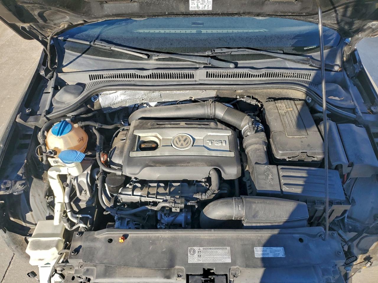 2013 VOLKSWAGEN JETTA GLI photo 11