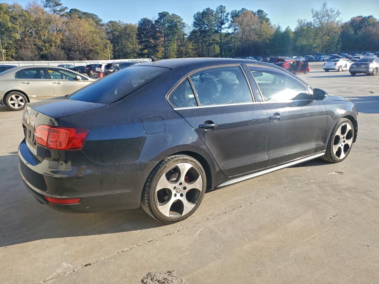 2013 VOLKSWAGEN JETTA GLI photo 3