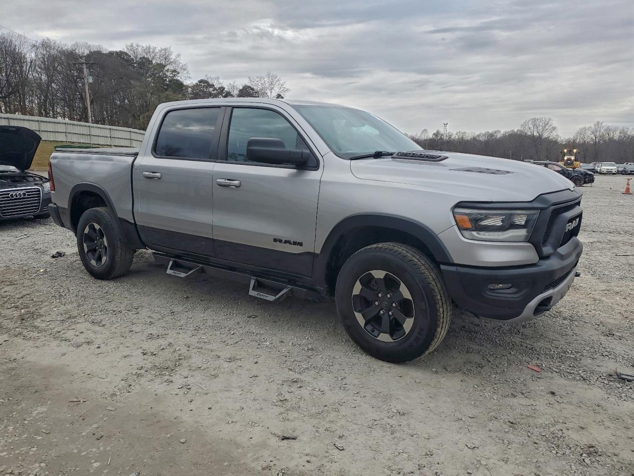 2019 RAM 1500 REBEL photo 4