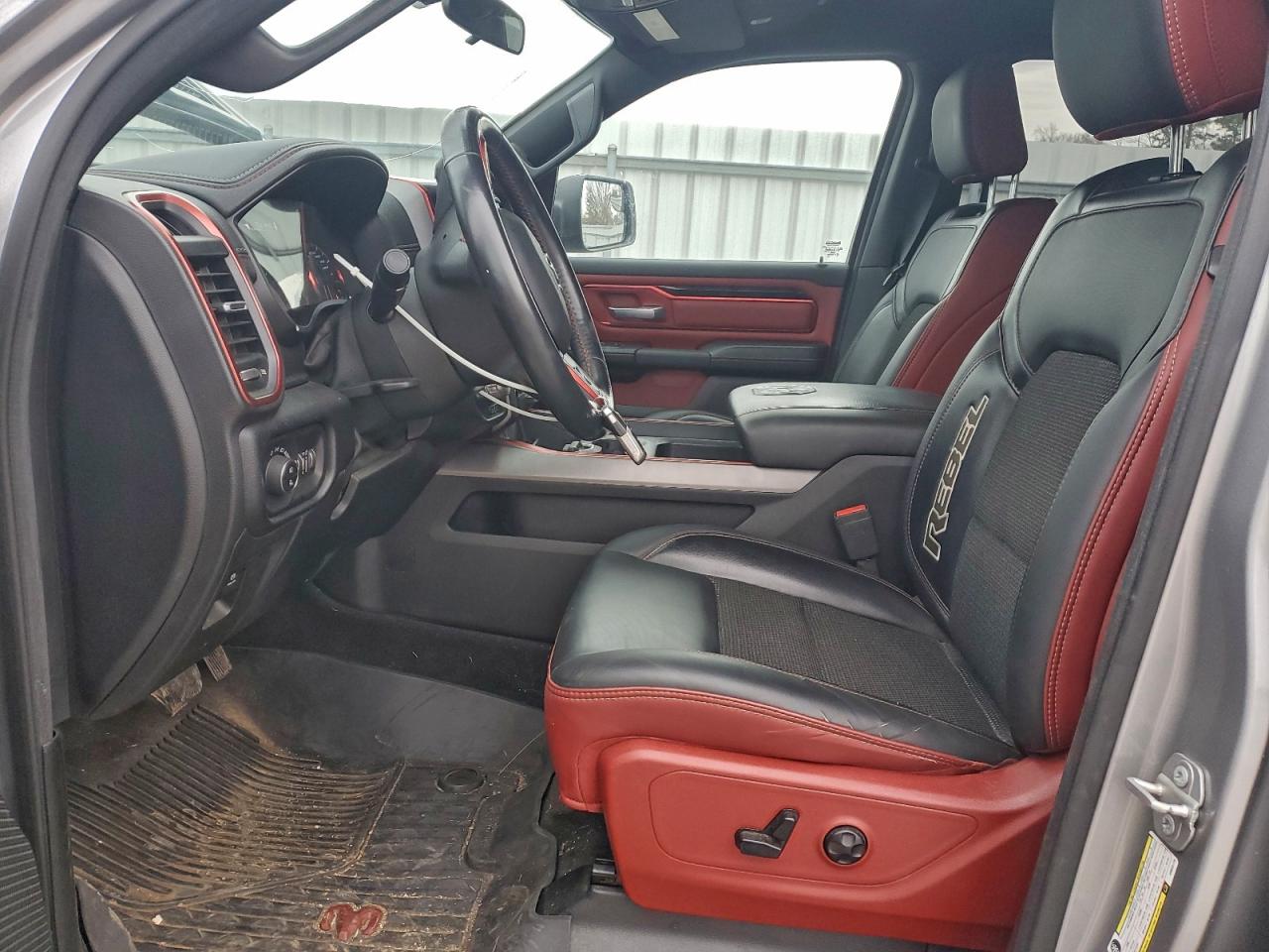 2019 RAM 1500 REBEL photo 7