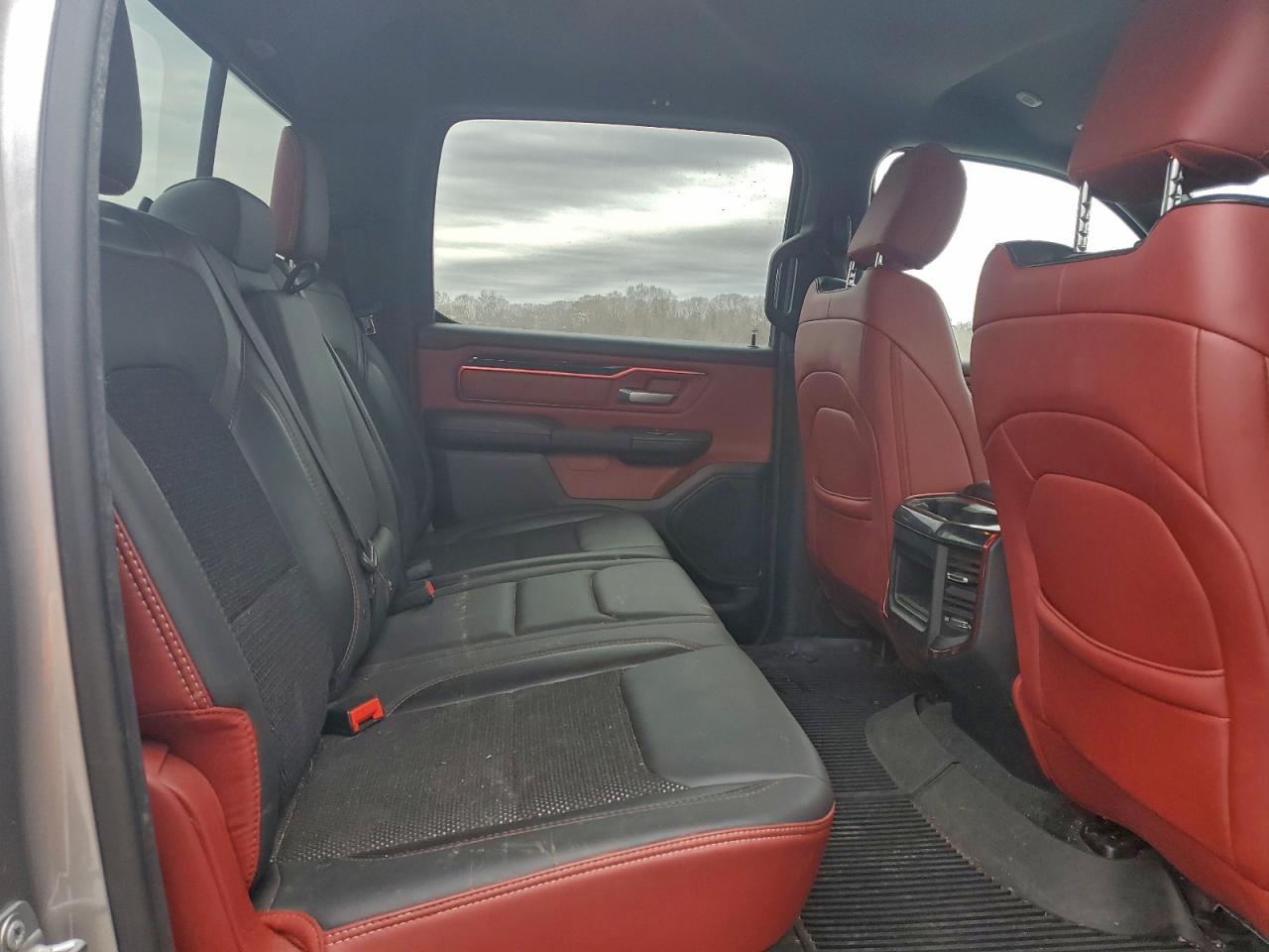 2019 RAM 1500 REBEL photo 10