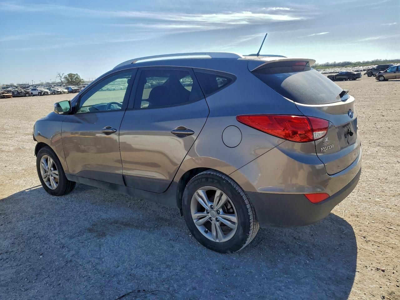 2013 HYUNDAI TUCSON GLS photo 2