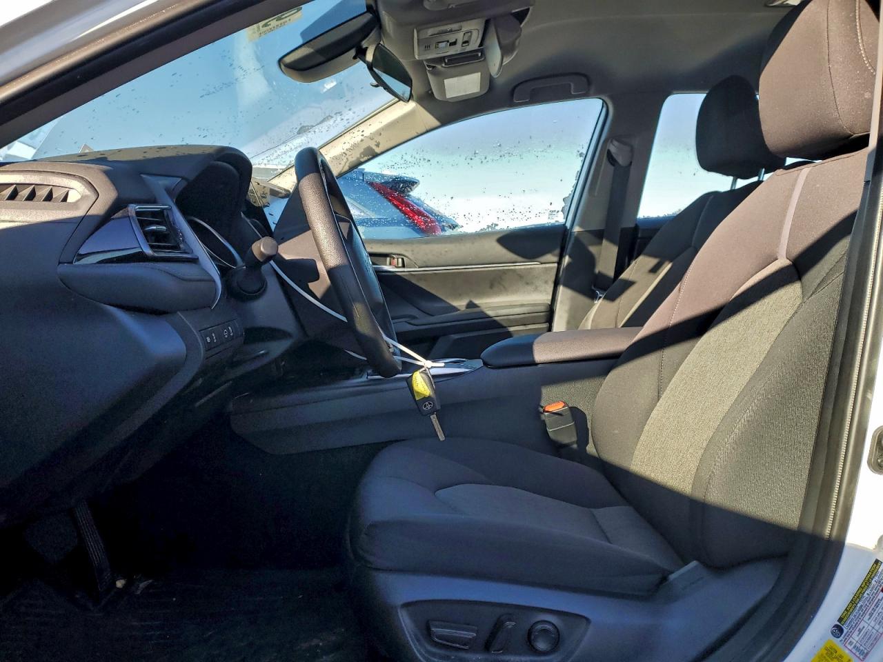 2024 TOYOTA CAMRY LE photo 7