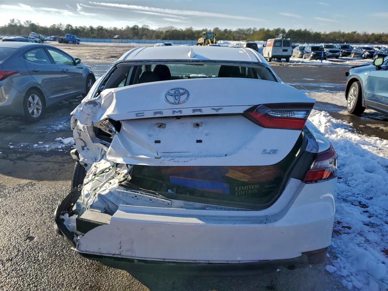 2024 TOYOTA CAMRY LE photo 6
