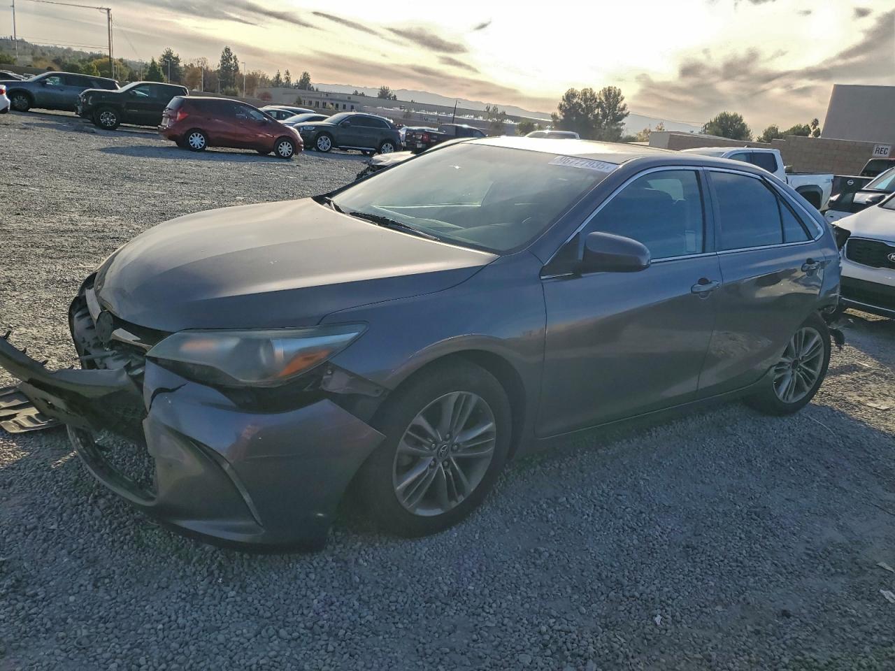 2017 TOYOTA CAMRY