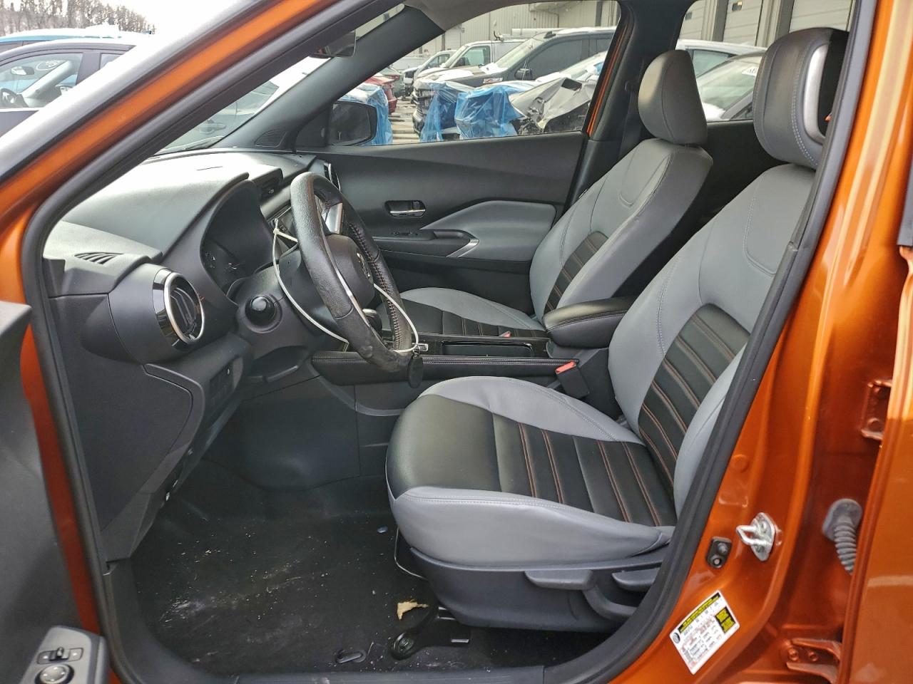 2021 NISSAN KICKS SR photo 7