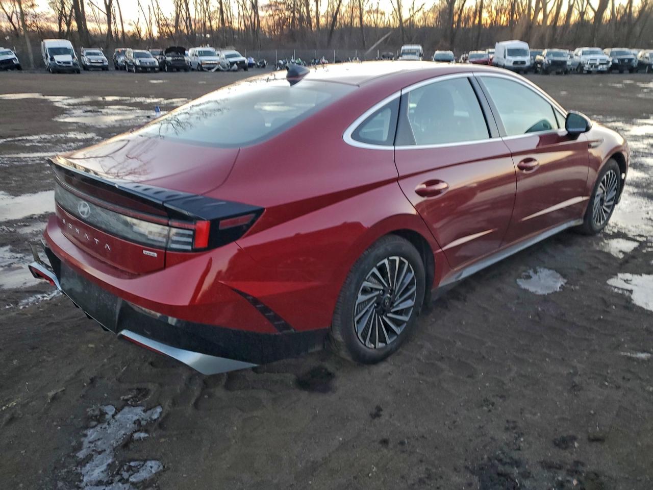 2024 HYUNDAI SONATA HYBRID photo 3