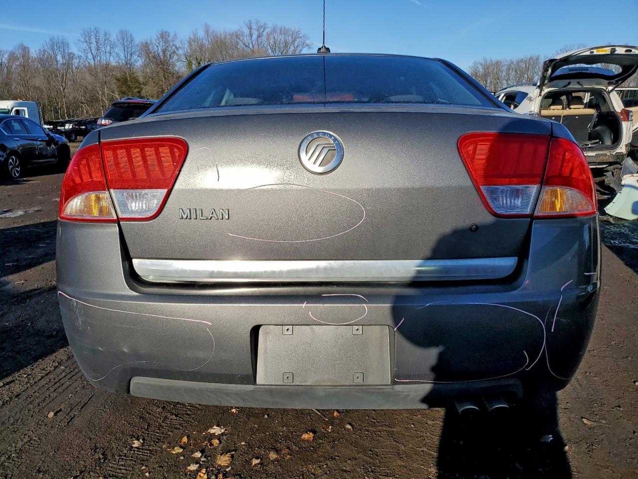 2010 MERCURY MILAN photo 6