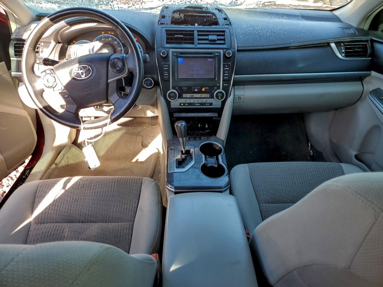 2013 TOYOTA CAMRY HYBRID photo 8