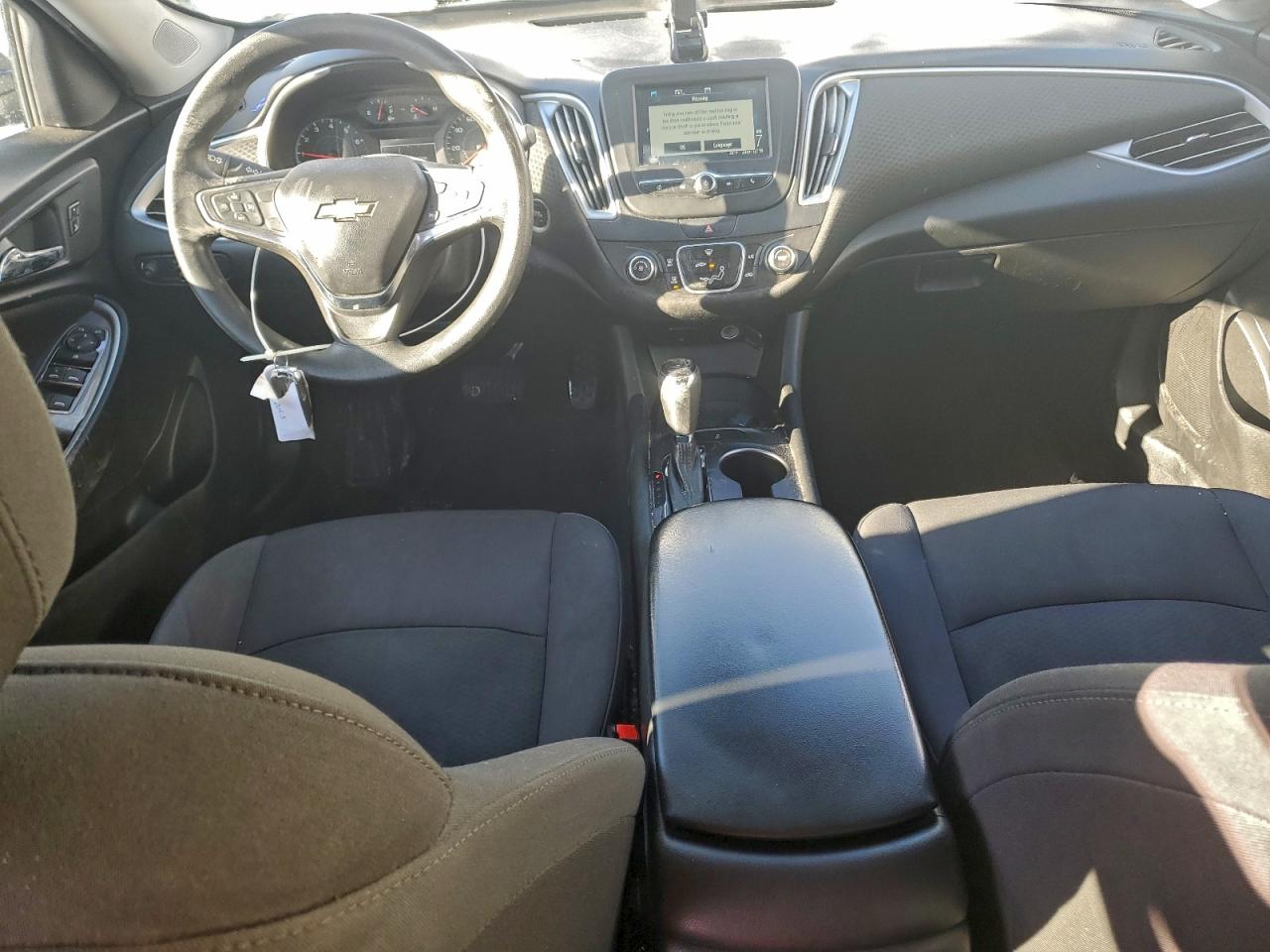 2017 CHEVROLET MALIBU LS photo 8