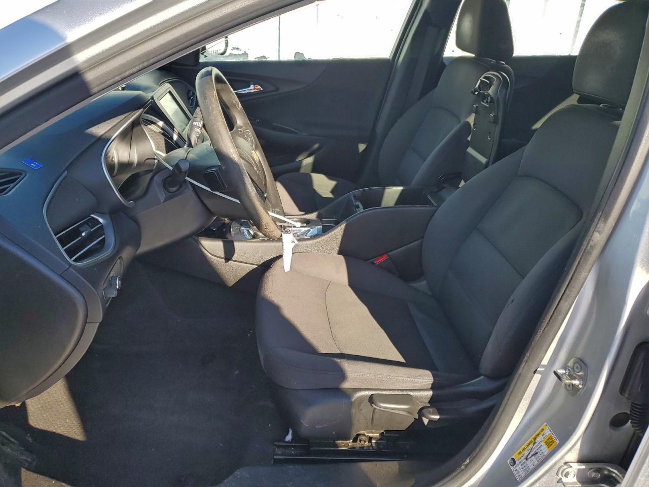 2017 CHEVROLET MALIBU LS photo 7