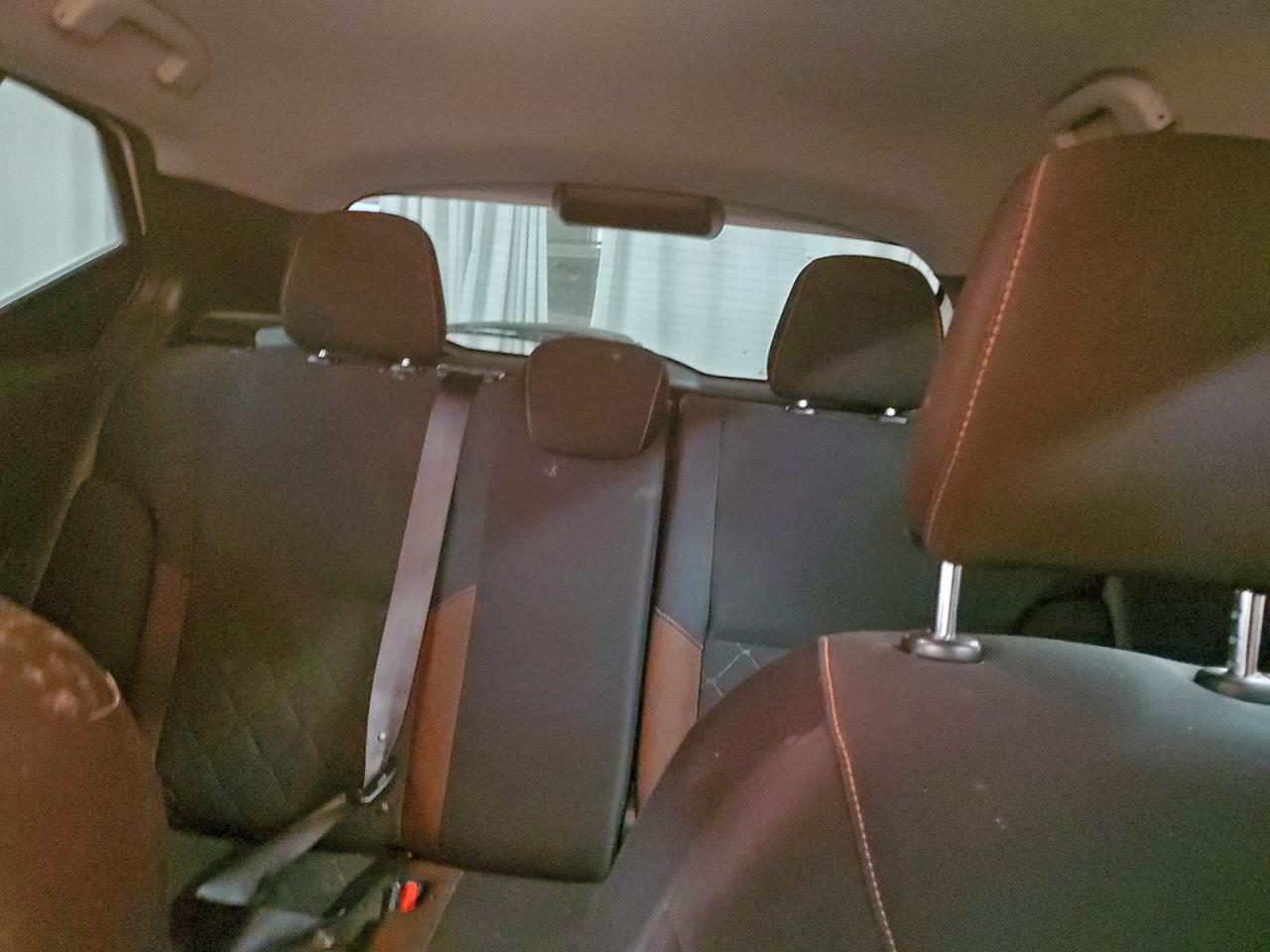 2020 NISSAN KICKS SR photo 10