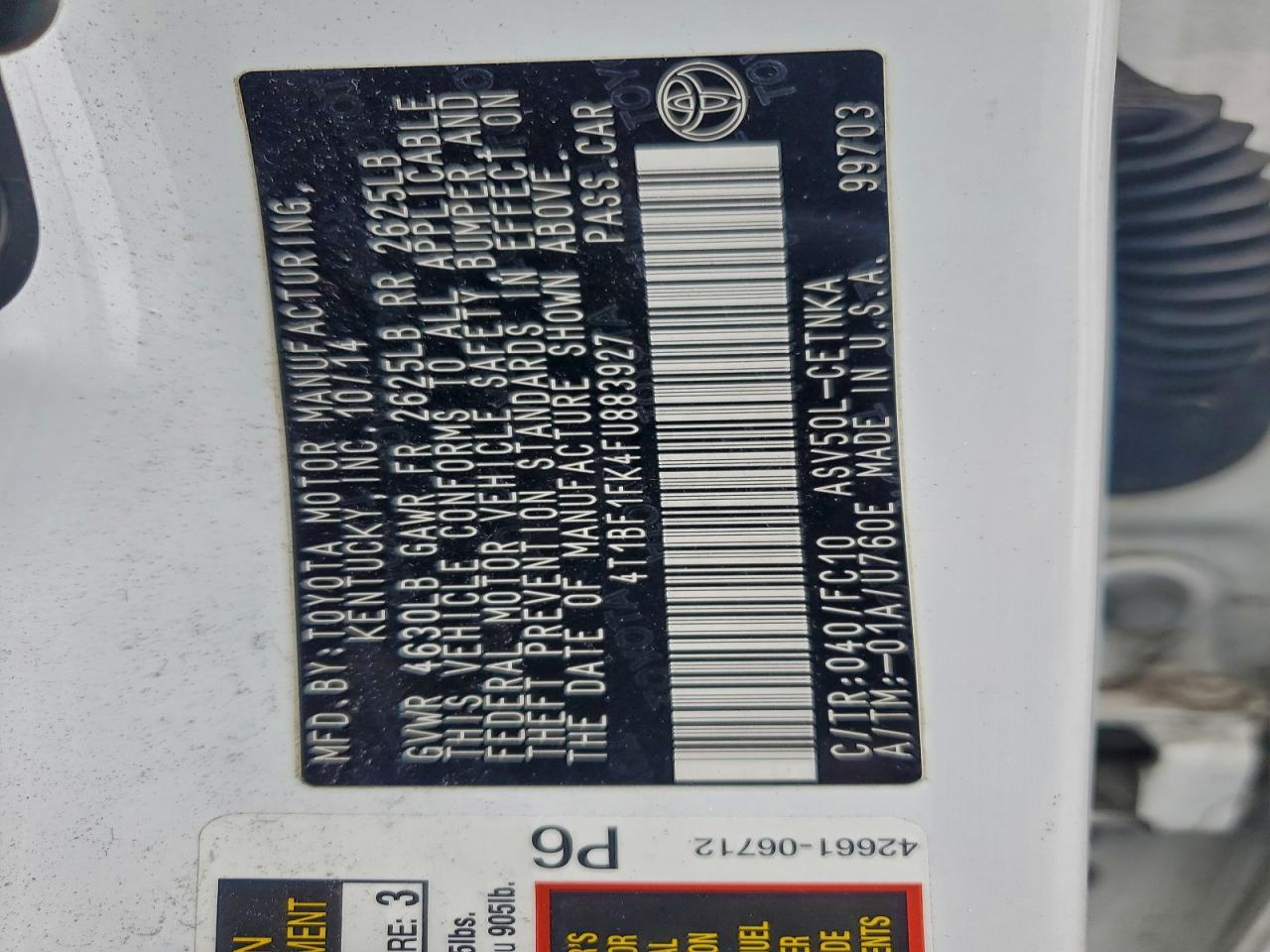 2015 TOYOTA CAMRY LE photo 12