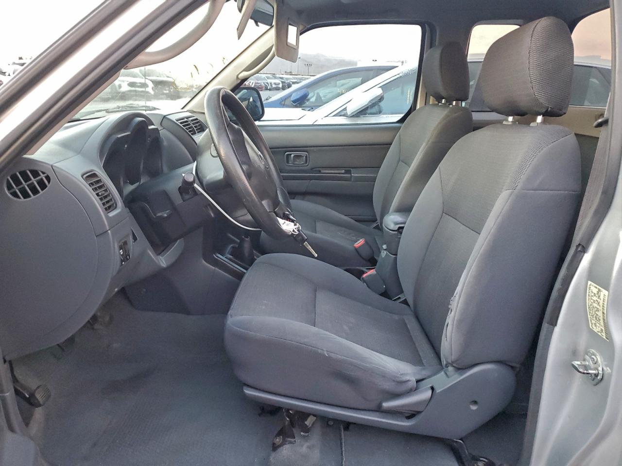2004 NISSAN FRONTIER KING CAB XE photo 7