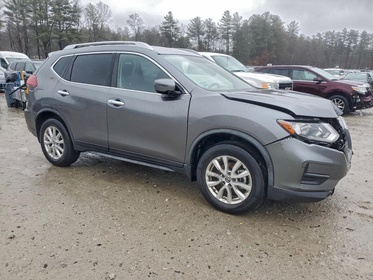 2018 NISSAN ROGUE SV photo 4