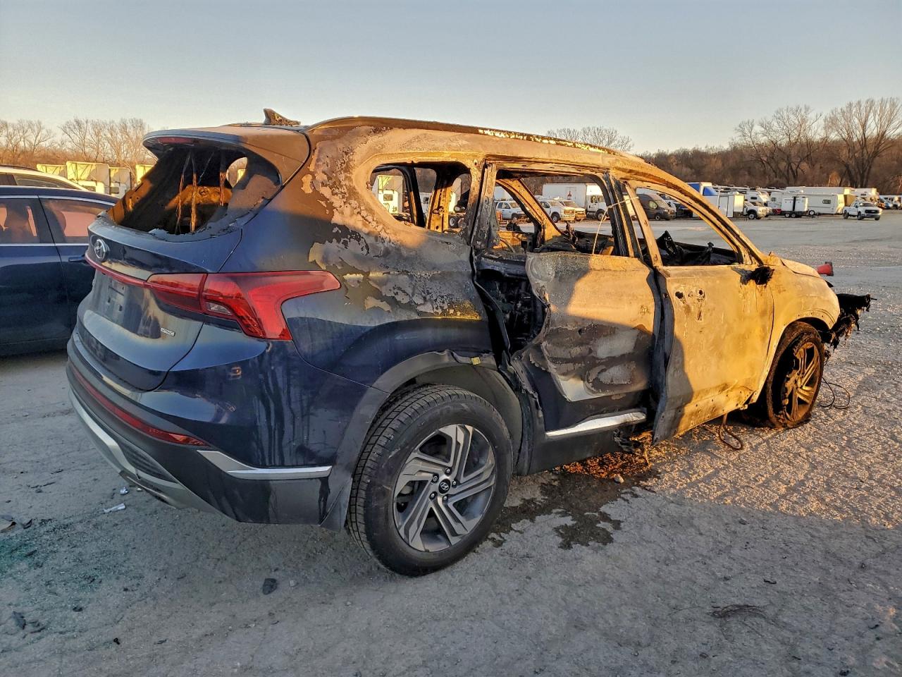 2022 HYUNDAI SANTA FE SEL photo 3