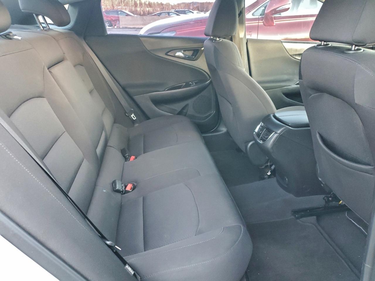 2018 CHEVROLET MALIBU LT photo 10