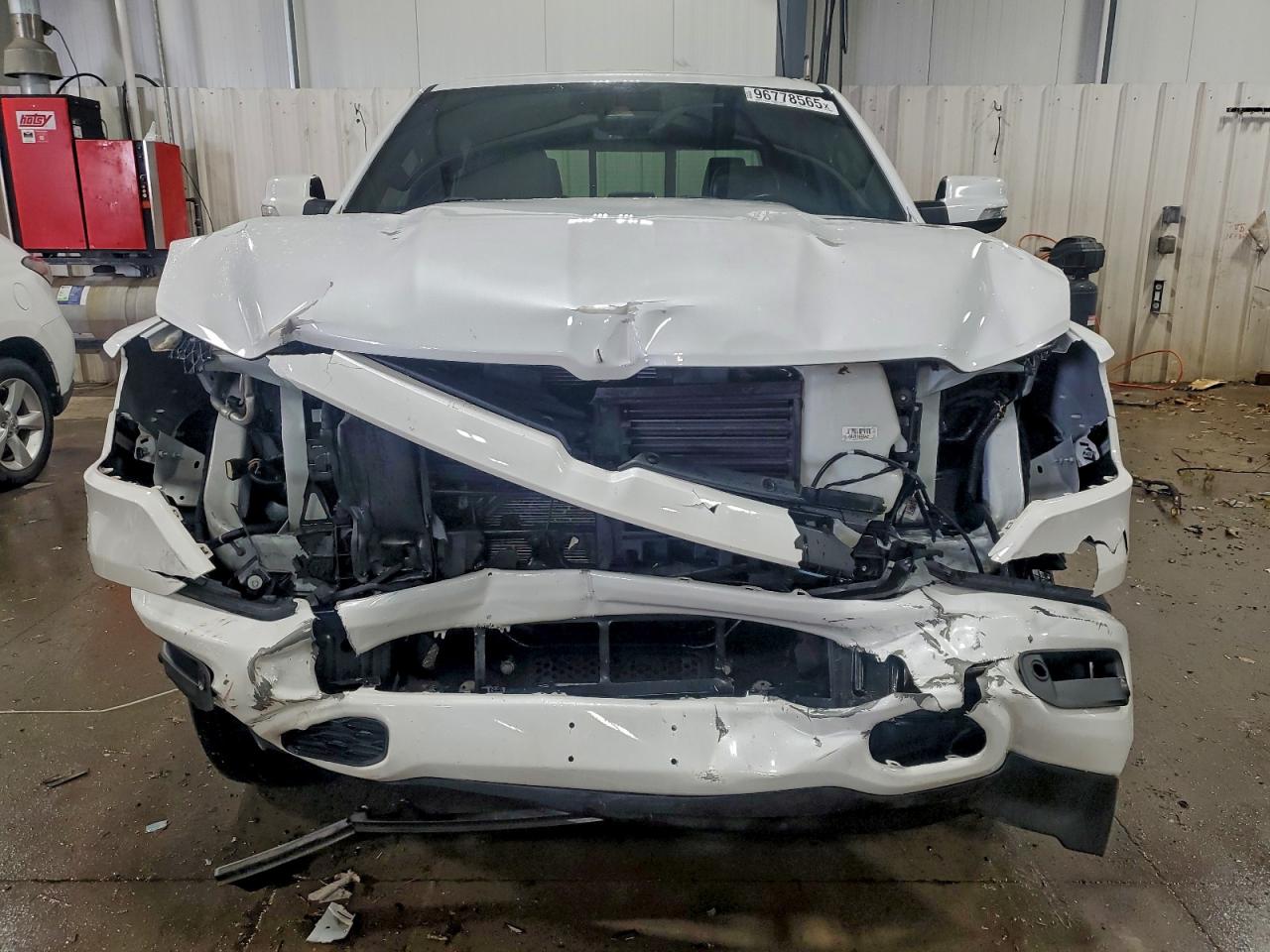 2021 RAM 1500 LARAMIE photo 5