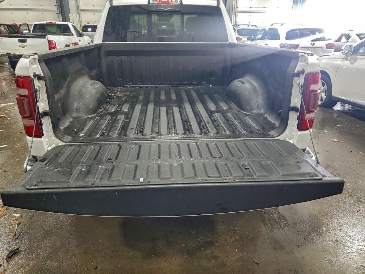 2021 RAM 1500 LARAMIE photo 6