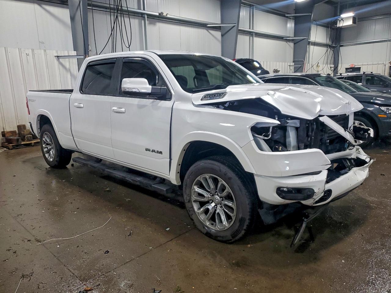 2021 RAM 1500 LARAMIE photo 4