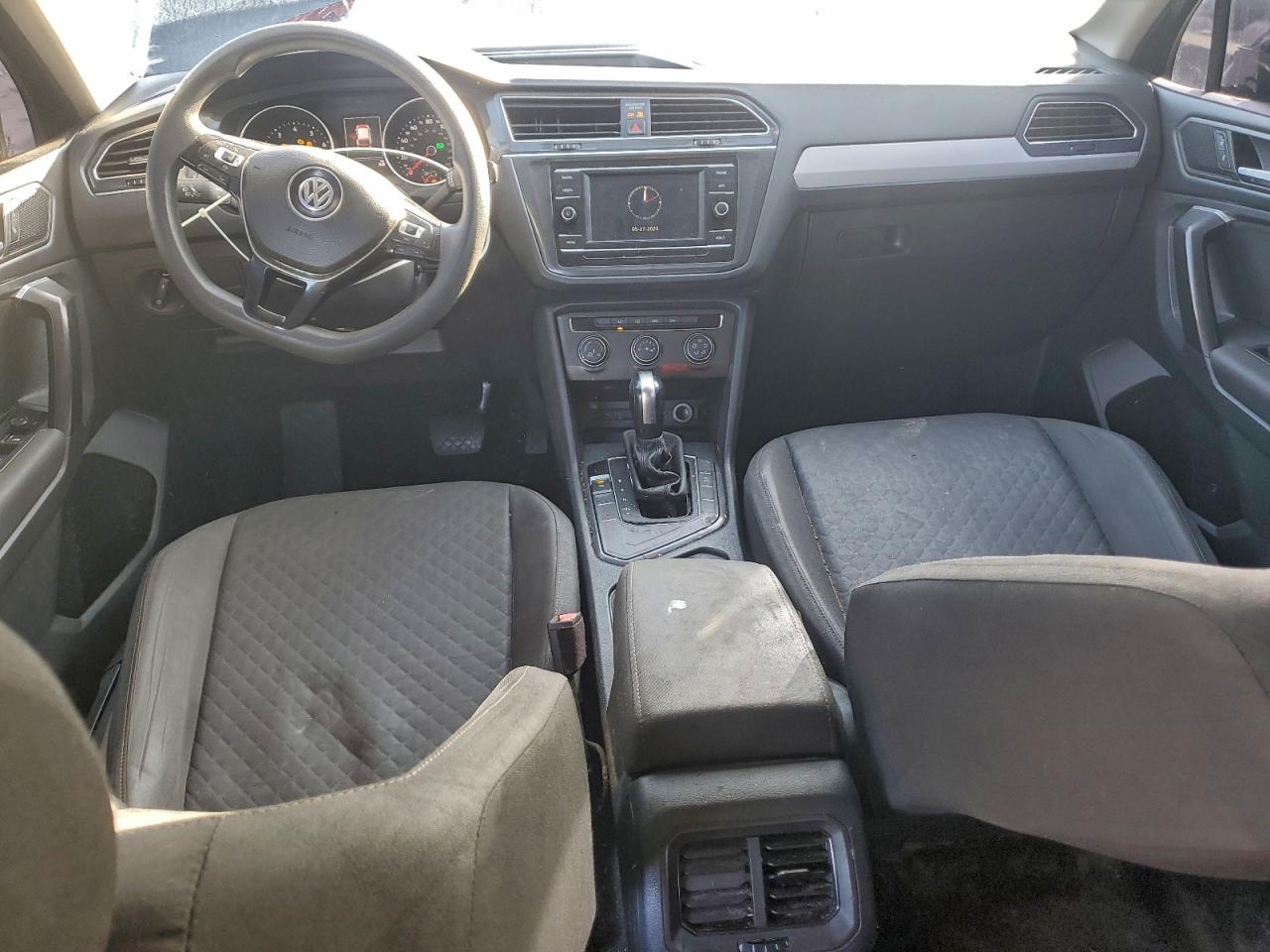 2021 VOLKSWAGEN TIGUAN S photo 8