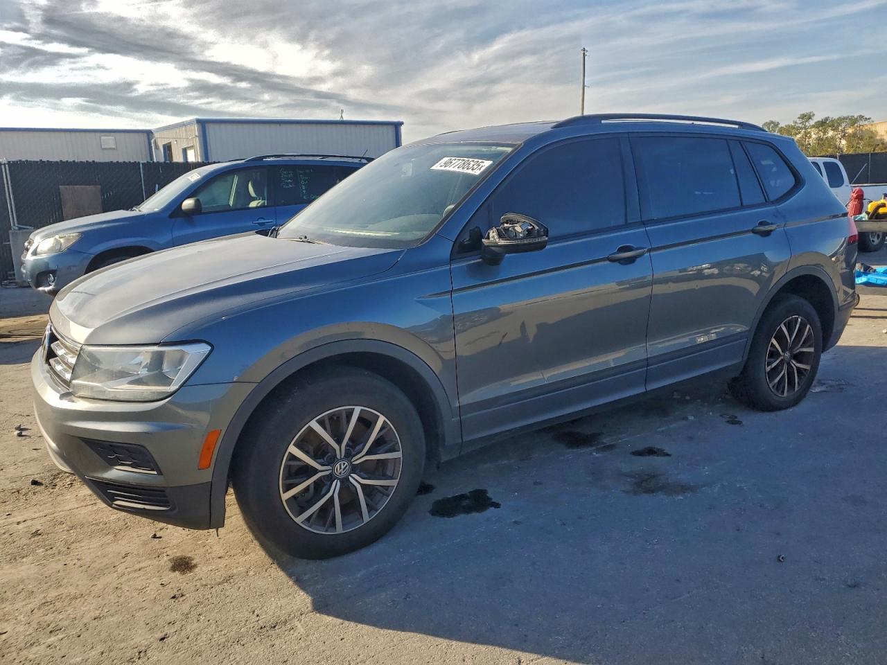 2021 VOLKSWAGEN TIGUAN