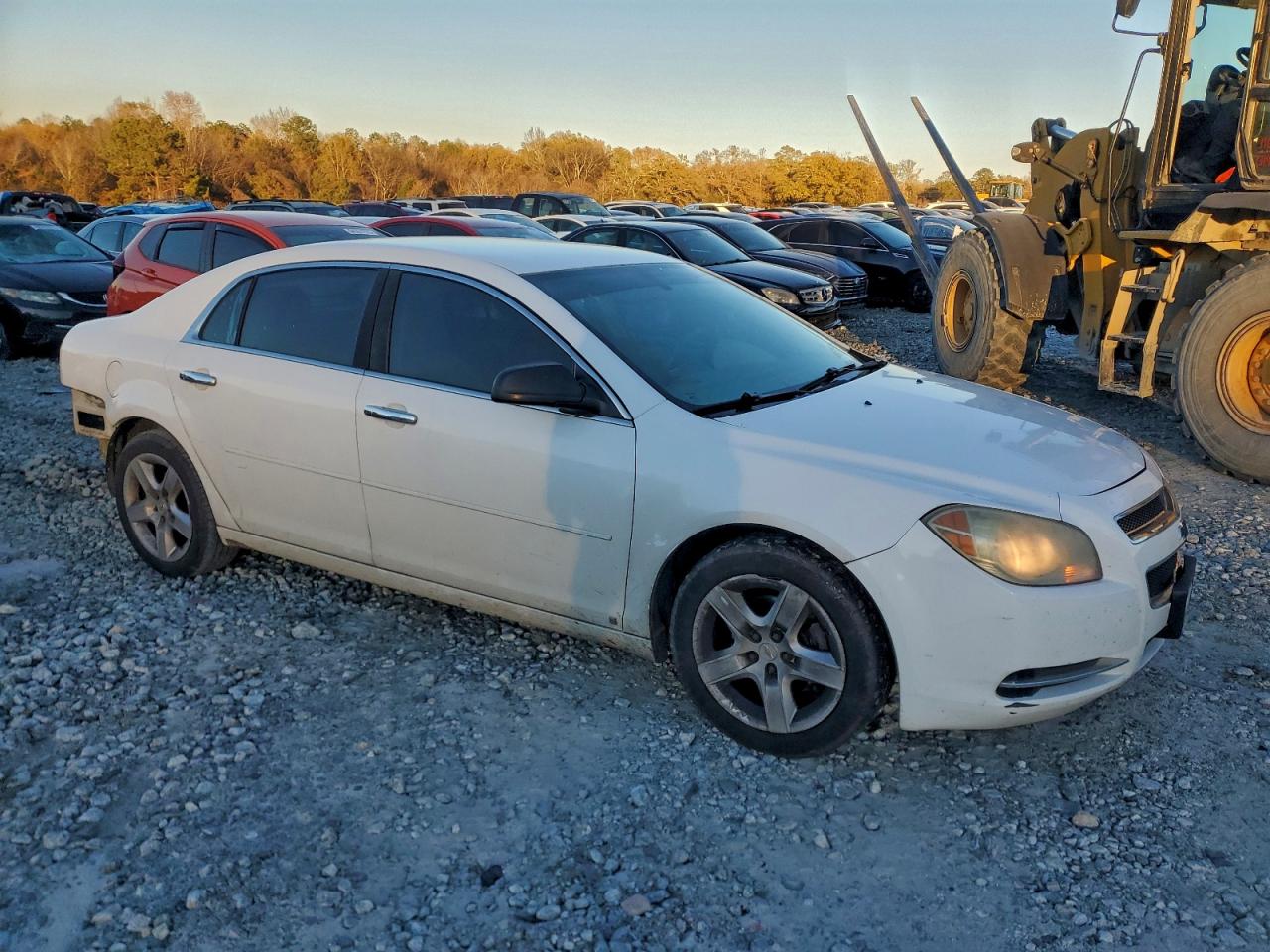 2009 CHEVROLET MALIBU LS photo 4