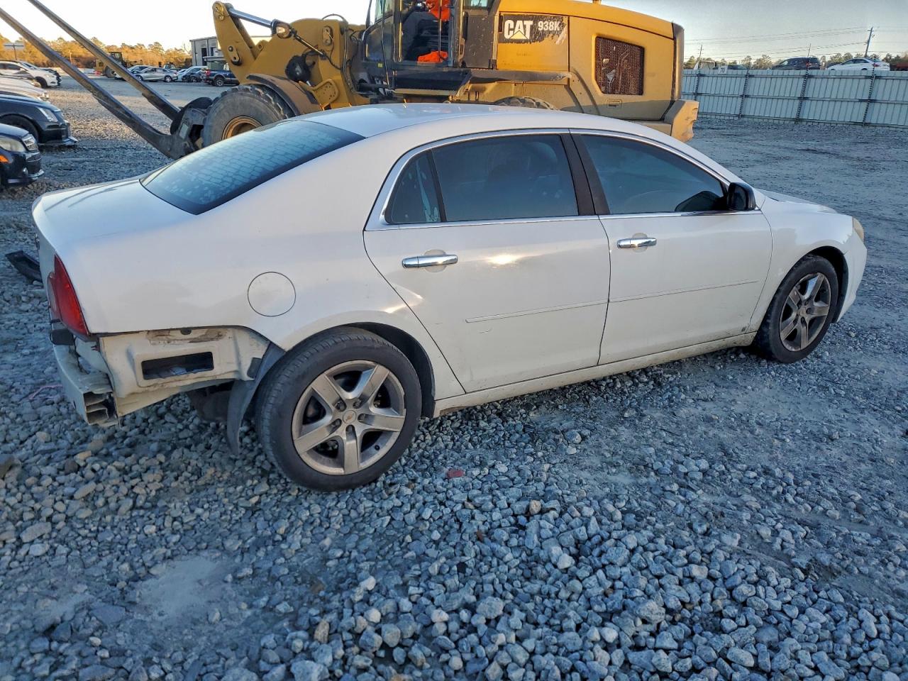 2009 CHEVROLET MALIBU LS photo 3