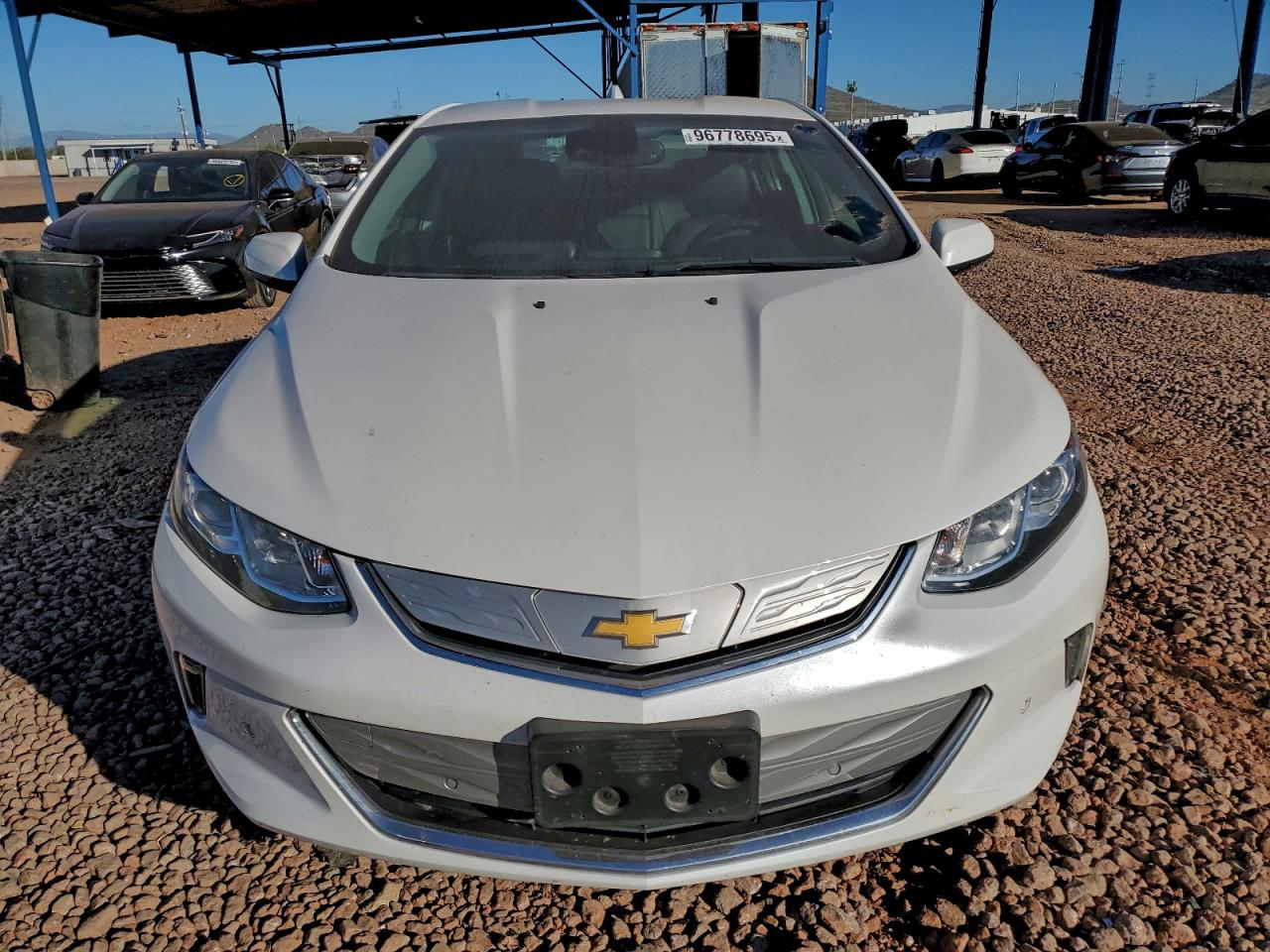 2017 CHEVROLET VOLT PREMIER photo 5