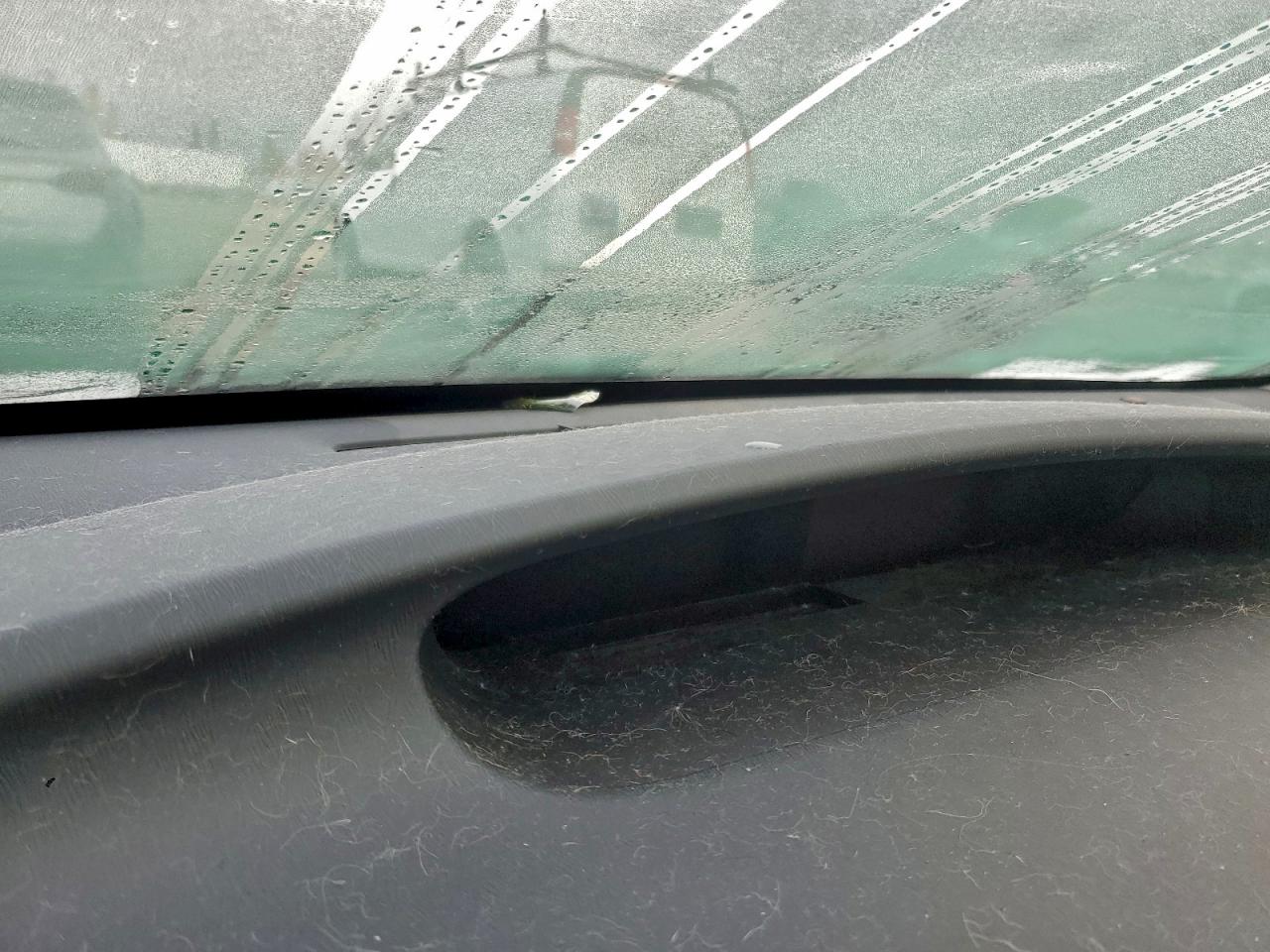 2011 TOYOTA PRIUS photo 9