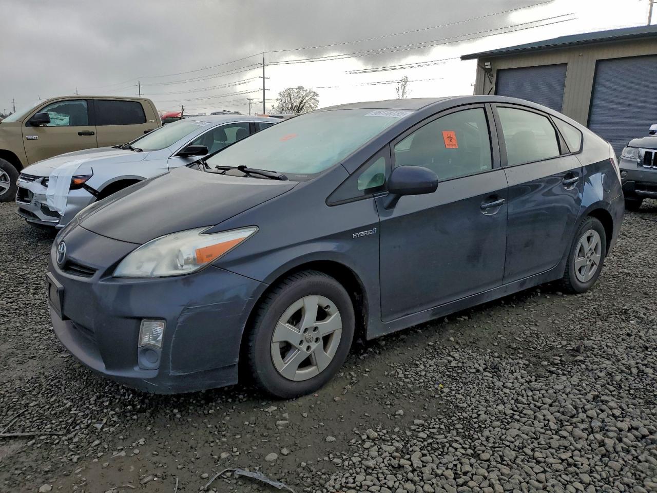 2011 TOYOTA PRIUS