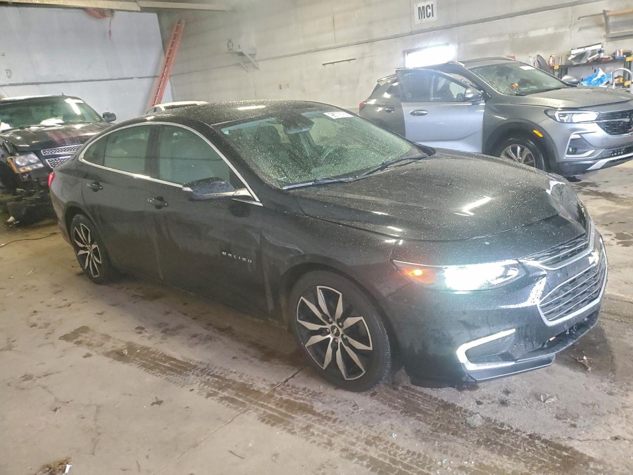 2016 CHEVROLET MALIBU LT photo 4