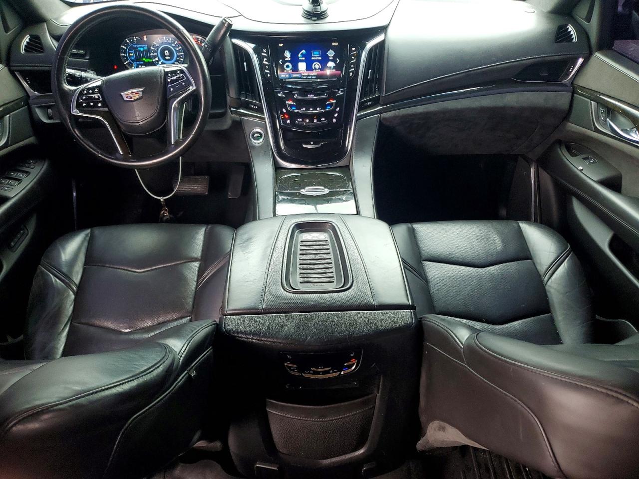 2016 CADILLAC ESCALADE ESV PLATINUM photo 8