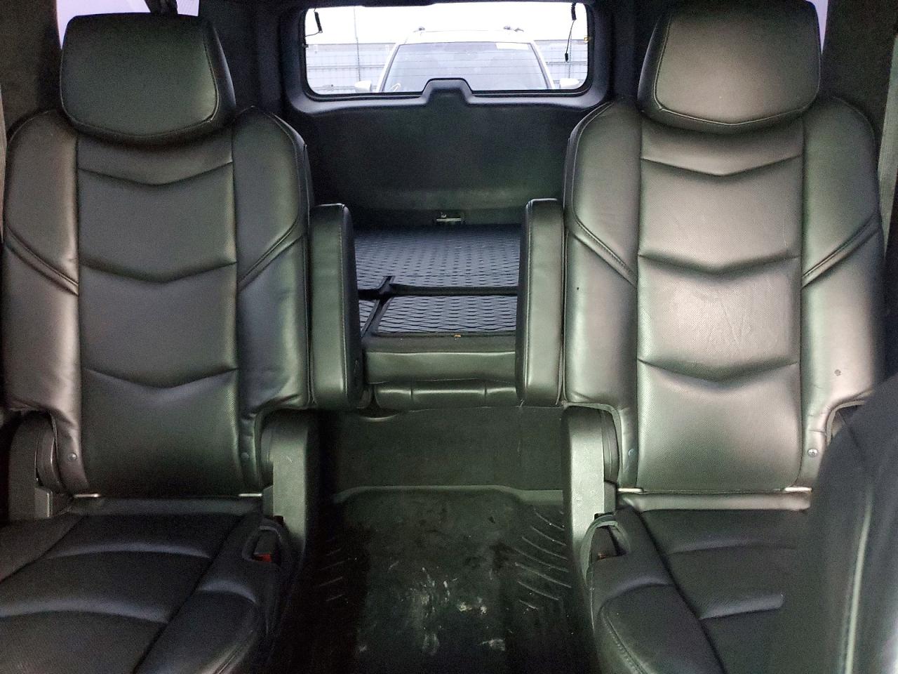 2016 CADILLAC ESCALADE ESV PLATINUM photo 10