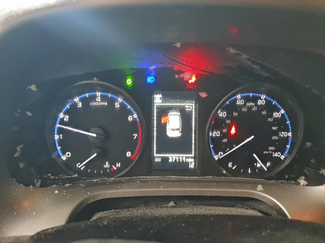 2017 TOYOTA RAV4 XLE photo 9