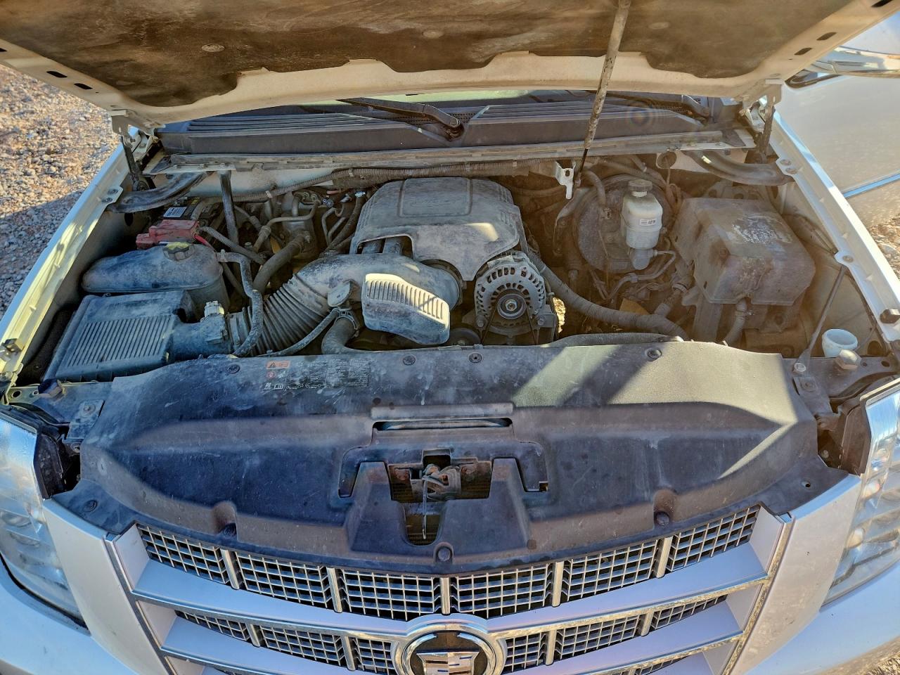 2011 CADILLAC ESCALADE ESV PLATINUM photo 12
