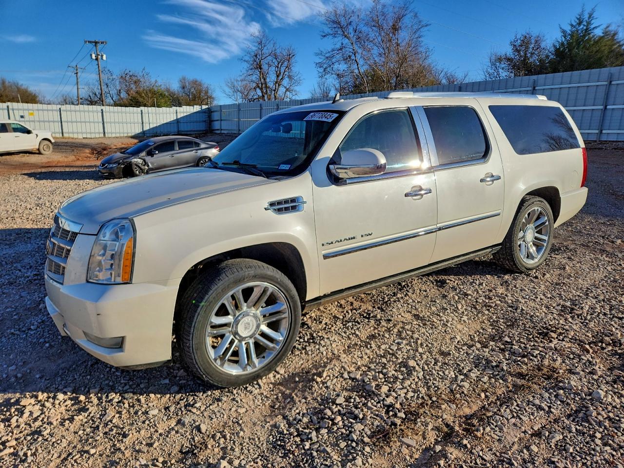 2011 CADILLAC ESCALADE