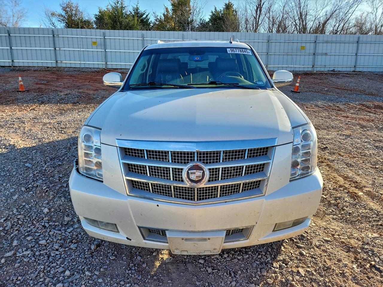 2011 CADILLAC ESCALADE ESV PLATINUM photo 5
