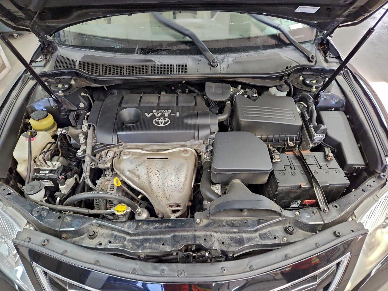 2010 TOYOTA CAMRY BASE photo 11